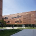 Manhattan High School / Gould Evans Manhattan High School / Gould Evans © Aaron Dougherty