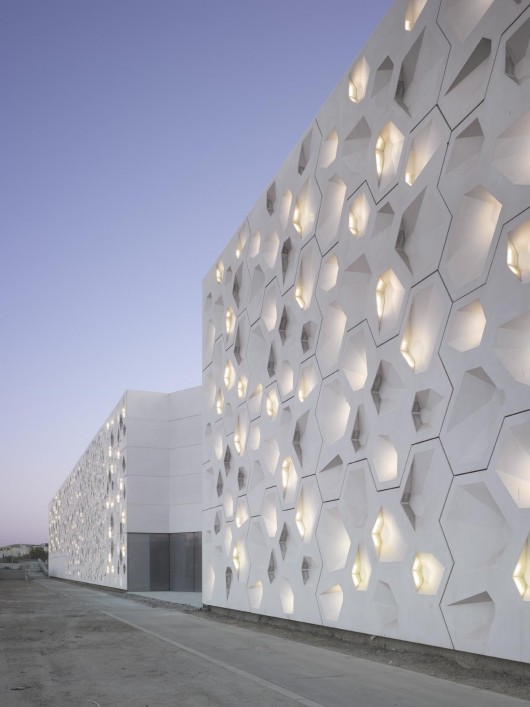 Contemporary Arts Center Córdoba / Nieto Sobejano Arquitectos. Image © Roland Halbe