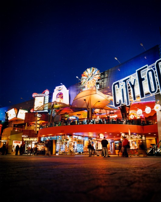 Universal CityWalk. Image © Casey Sayre