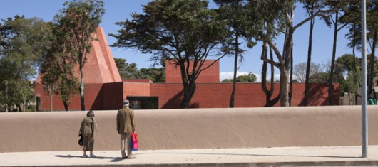 Casa das Historias - Museu Paula Rego / Eduardo Souto de Moura. Image © Luis Ferreira Alves