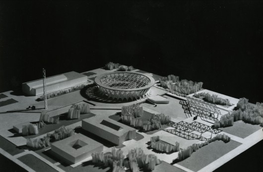Universal pavilion with pneumatic structures. Image Courtesy of Valentyn Shtolko