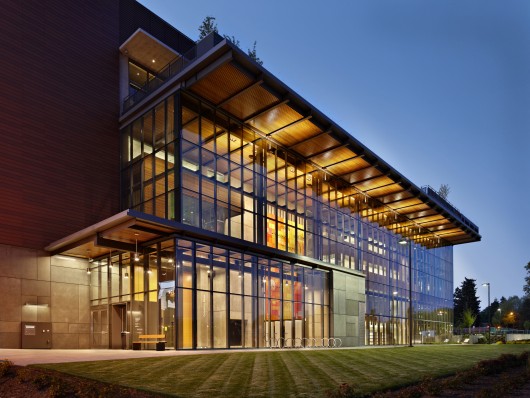 Vancouver Community Library / The Miller Hull Partnership. Image © Benjamin Benschneider