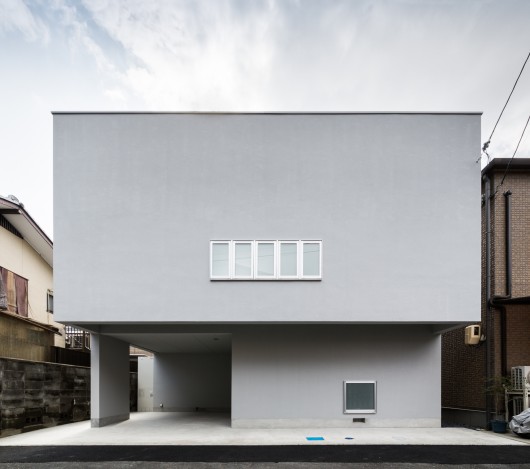 © Yoshihiro Asada