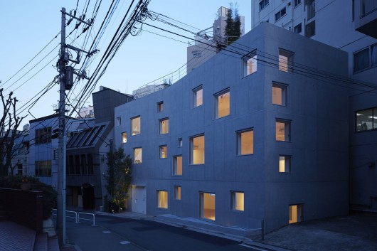 © Nacasa + Partners