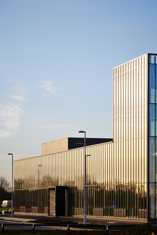 Alconbury Incubator Building, Huntingdon / Allford Hall Monaghan Morris. Image © Timothy Soar