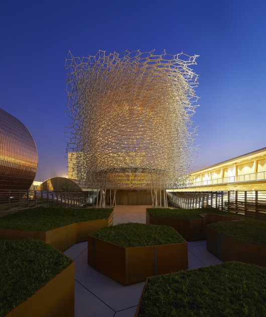 © Hufton+Crow