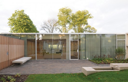 © David Grandorge