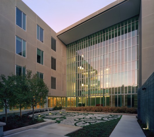 New Orleans BioInnovation Center / Eskew+Dumez+Ripple. Image © Timothy Hursley