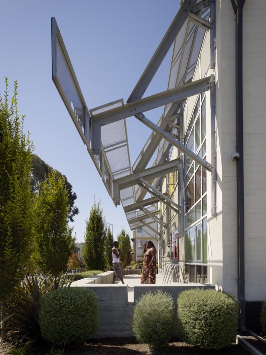 Tassafaronga Village / David Baker Architects. Image © Matthew Millman