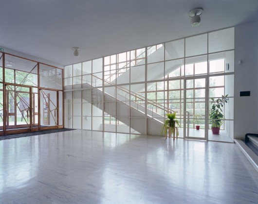 Main lobby. Image © The Finnish Committee for the Restoration of Viipuri Library and Petri Neuvonen