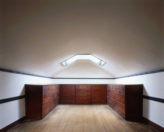 Center Family Dwelling House, Pleasant Hill, Kentucky. Image © Henry Plummer 2006