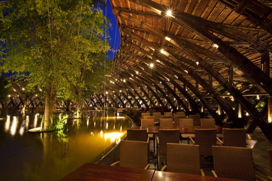 Vo Trong Nghia's Bamboo Wing. Image © Hiroyuki Oki