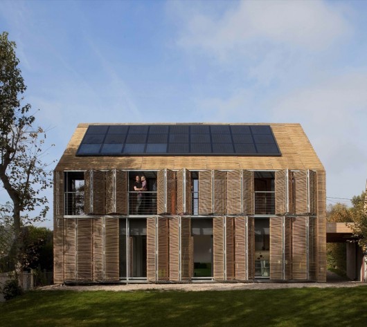 Karawitz's open shell of bamboo. Image Courtesy of Karawitz Architects