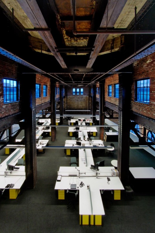 Cannon Design Regional Offices (St Louis) / Cannon Design. Converted industrial buildings