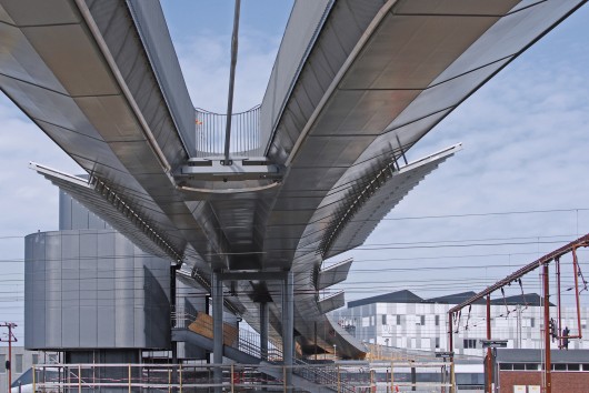 Odense Foot and Cycling Brdge. Image Courtesy of Gottlieb Paludan Architects
