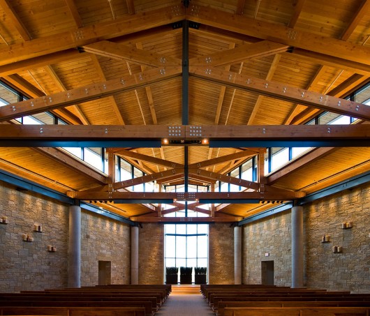 2014 Faith & Form Award Winner: Watermark Community Church / OMNIPLAN Architects. Image © Peter Calvin